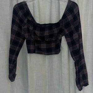 Cropped flannel material cute top